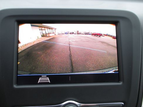 Used 2020 Chevrolet Equinox LS w/ LS Convenience Package image 15