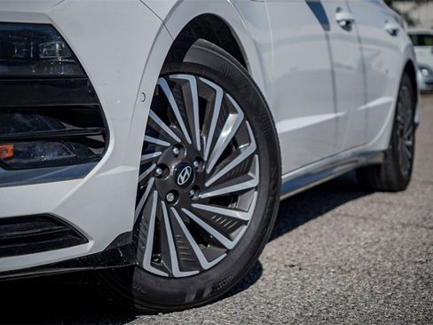 Used 2024 Hyundai Sonata Limited image 2