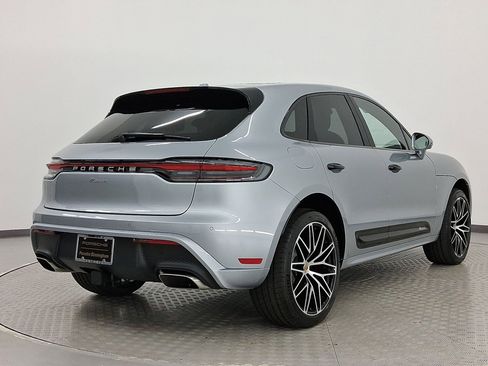 Used 2026 Porsche Macan image 9