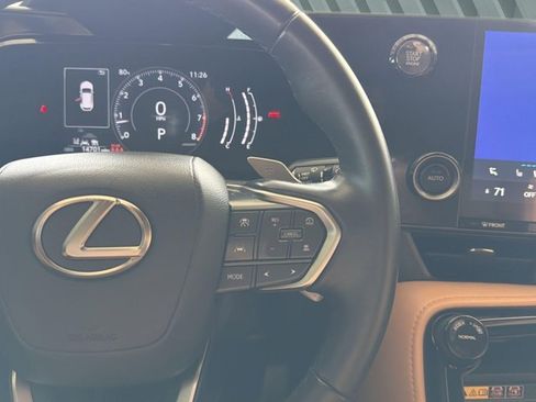 Certified 2025 Lexus NX 250 FWD w/ Towing Package (2000 Lbs) image 16
