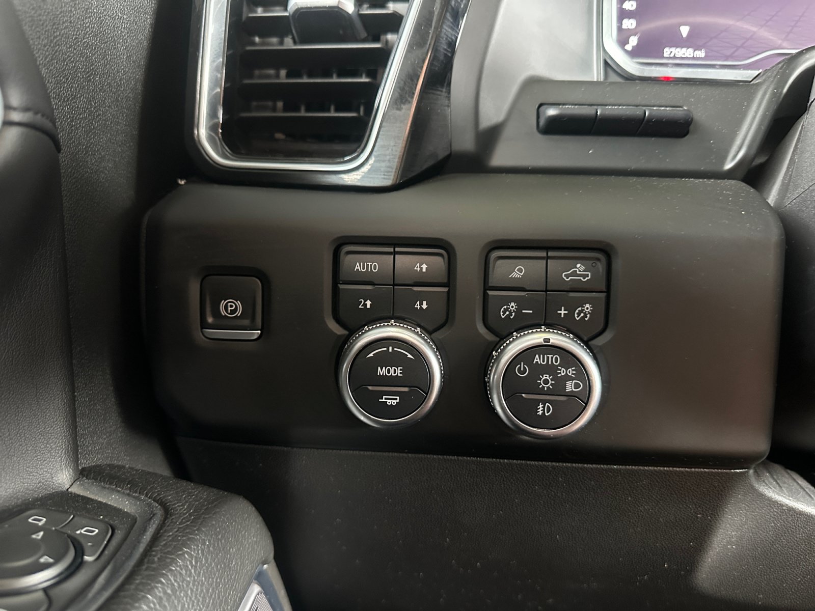 Used 2022 GMC Sierra 1500 Denali w/ Denali Reserve Package AWD/4WD image 20