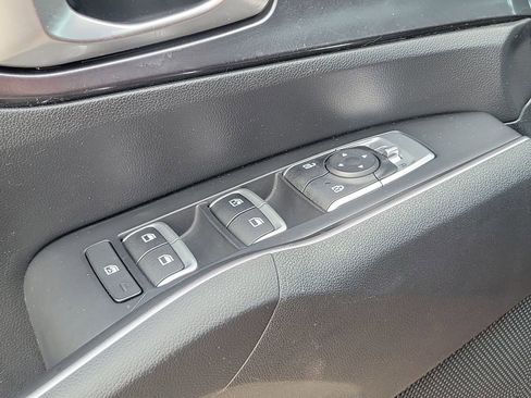 Used 2022 Kia Sorento LX image 26