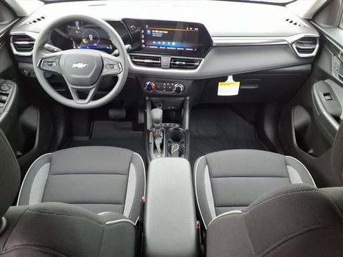 New 2026 Chevrolet TrailBlazer LS w/ LS Convenience Package FWD image 7