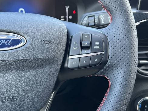 Used 2023 Ford Escape ST-Line image 20