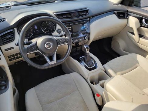 Used 2018 Nissan Rogue Sport SV AWD/4WD image 23