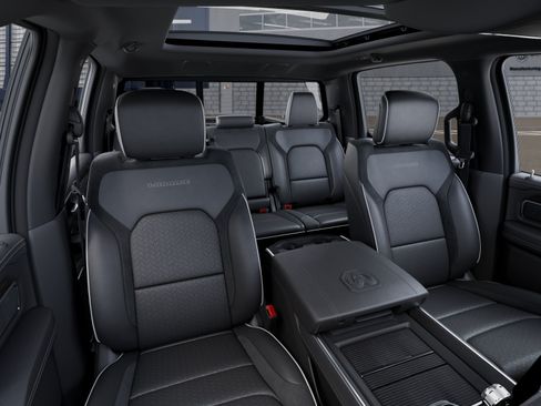New 2026 RAM 1500 Laramie AWD/4WD image 16