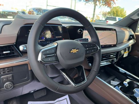 New 2026 Chevrolet Suburban High Country image 35