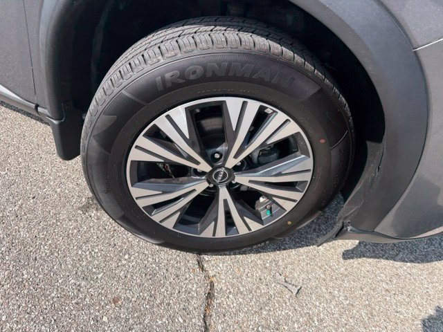 Used 2023 Nissan Rogue SV AWD/4WD image 37