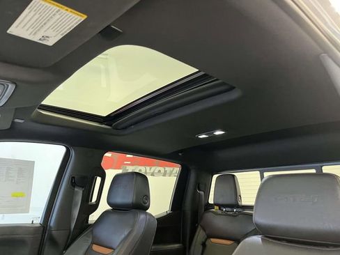 Used 2020 GMC Sierra 1500 AT4 w/ AT4 Premium Package image 23