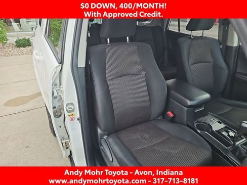 Used 2017 Toyota 4Runner TRD Off-Road AWD/4WD image 38