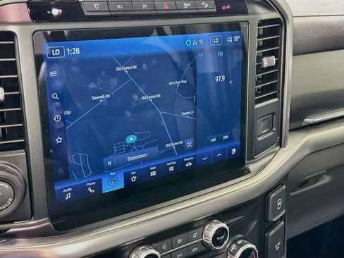 Used 2023 Ford F150 Lariat w/ Equipment Group 502A High AWD/4WD image 18