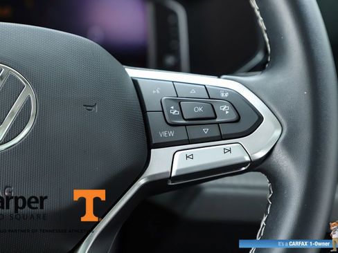 Used 2023 Volkswagen Taos SEL image 22