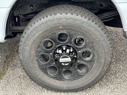 New 2026 Ford F250 Lariat w/ Black Appearance Package image 19