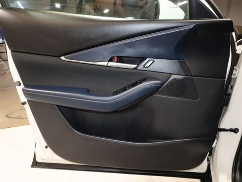 Used 2021 MAZDA CX-30 FWD 2.5 S image 21