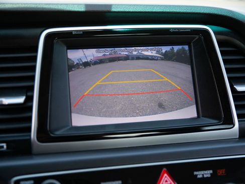 Used 2019 Hyundai Sonata SEL w/ Cargo Package FWD image 17