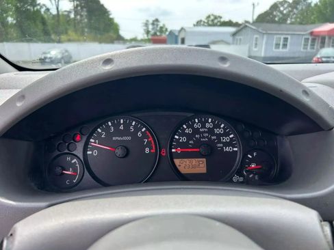 Used 2017 Nissan Frontier S image 16