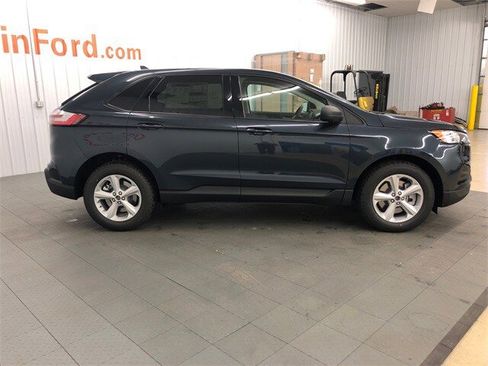 New 2024 Ford Edge SE image 12