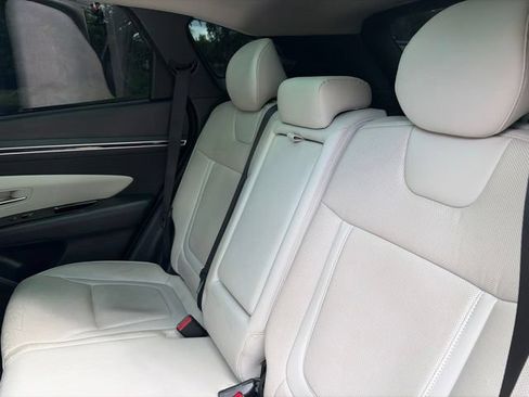 Used 2024 Hyundai Tucson Limited FWD image 8