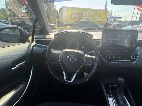 Used 2020 Toyota Corolla SE FWD image 16