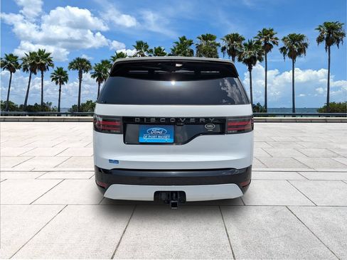 Used 2021 Land Rover Discovery S R-Dynamic AWD/4WD image 7