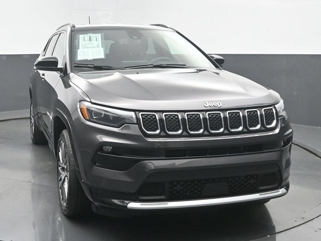 Used 2024 Jeep Compass Limited w/ Elite Group AWD/4WD image 8