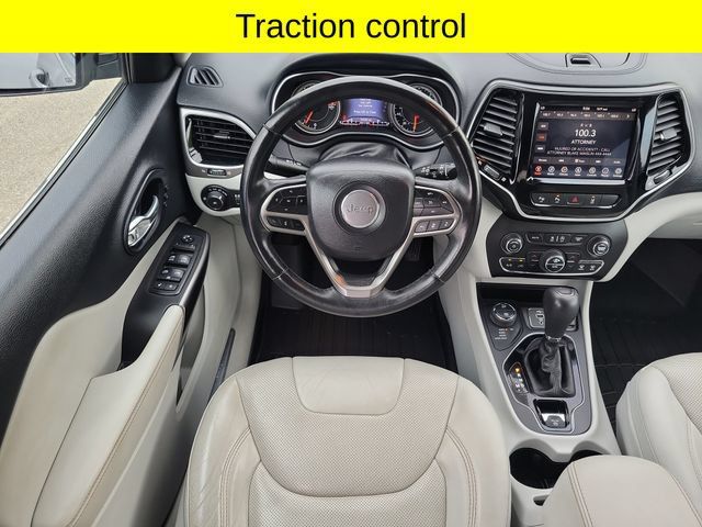 Used 2019 Jeep Cherokee Limited w/ Luxury Group AWD/4WD image 9