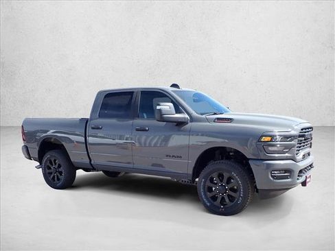 New 2026 RAM 2500 Big Horn AWD/4WD image 6