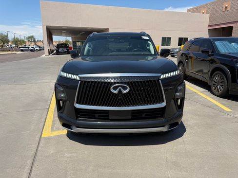 Certified 2025 INFINITI QX80 Sensory AWD/4WD image 2