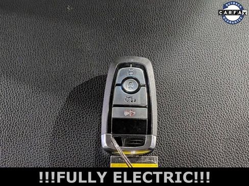 Used 2023 Ford F150 Lightning XLT image 42