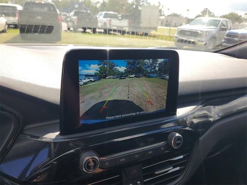 Used 2023 Ford Escape ST-Line image 23