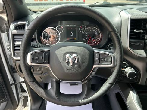 New 2026 RAM 1500 4x4 Crew Cab image 17