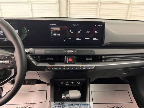 Used 2025 Kia K4 FWD image 37
