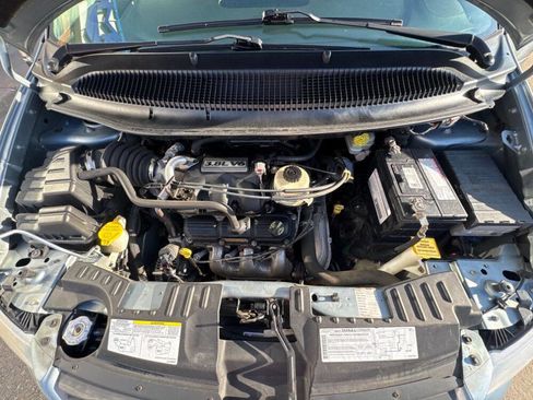 Used 2005 Dodge Grand Caravan SXT image 44