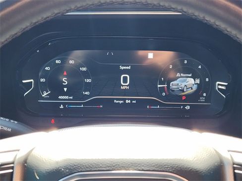 Used 2022 GMC Yukon Denali w/ Denali Premium Package image 13