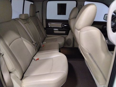 Used 2017 RAM 1500 Laramie w/ Convenience Group image 38