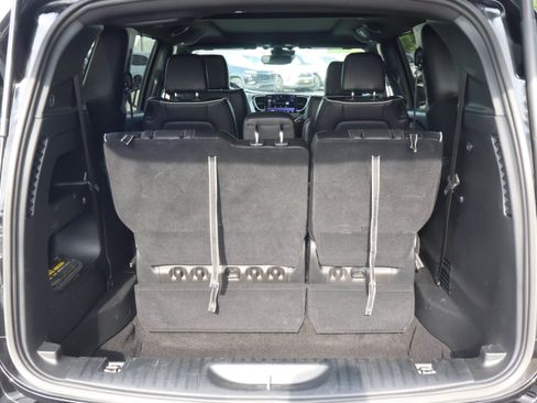 Used 2025 Chrysler Pacifica Limited FWD image 10
