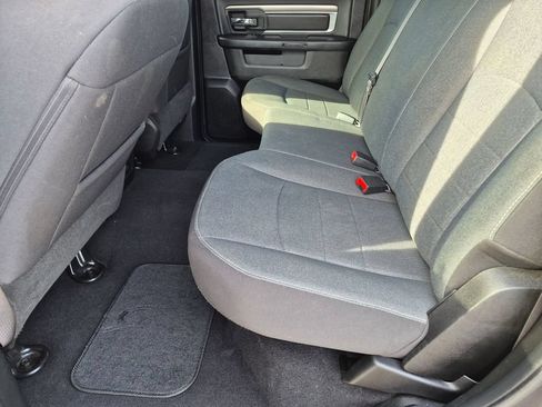 Used 2024 RAM 1500 Warlock RWD image 17