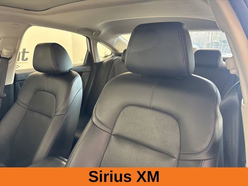 Used 2023 Honda Civic Touring image 11