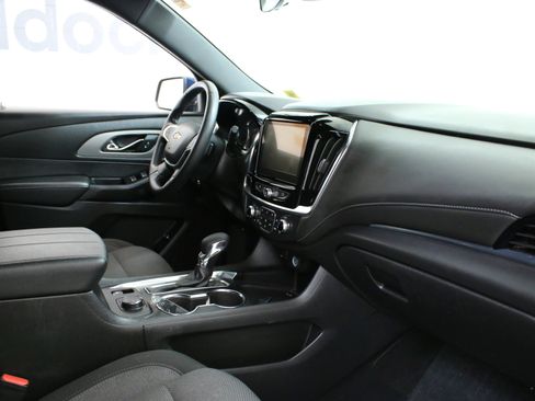 Used 2023 Chevrolet Traverse LT w/ LPO, Floor Liner Package image 35