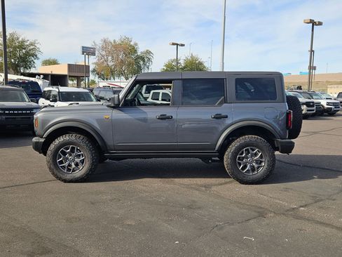 New 2025 Ford Bronco Badlands image 5