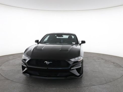 Used 2022 Ford Mustang Coupe w/ Equipment Group 101A RWD image 4