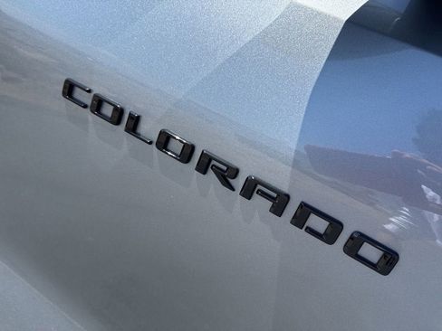 New 2026 Chevrolet Colorado ZR2 w/ Technology Package AWD/4WD image 9