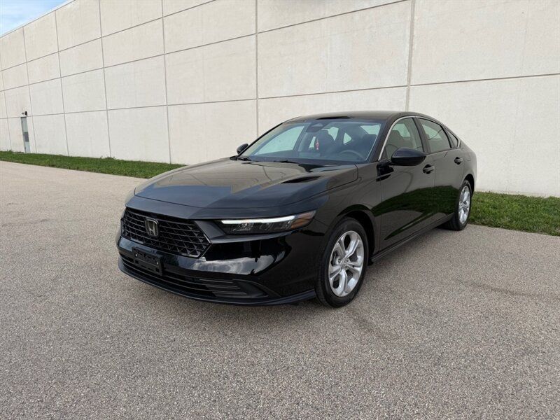 Used 2026 Honda Accord LX image 5