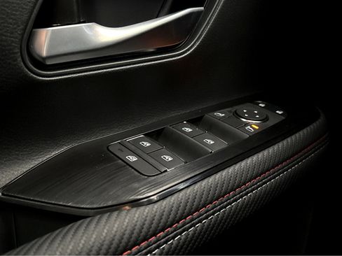 New 2026 Nissan Kicks SR FWD image 17