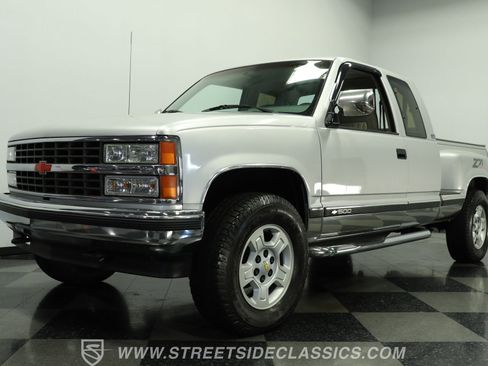Used 1992 Chevrolet Silverado 1500 4x4 Extended Cab image 20