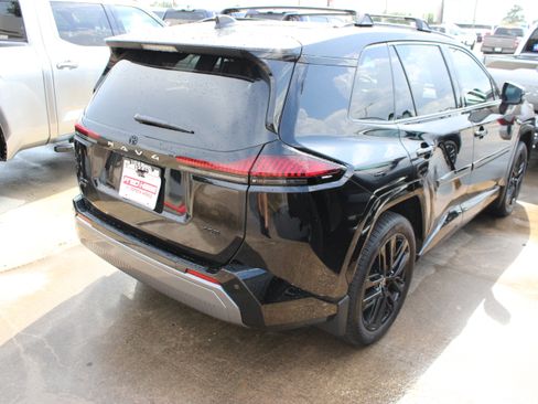 Used 2026 Toyota RAV4 XSE w/ Panoramic Sun Roof Package AWD/4WD image 11