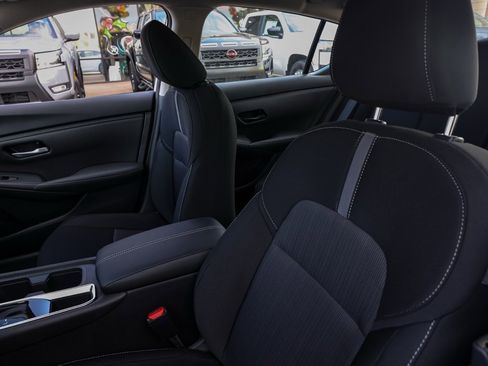 New 2025 Nissan Sentra SV image 15