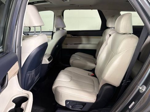 Used 2021 Hyundai Palisade SEL w/ Premium Package FWD image 41