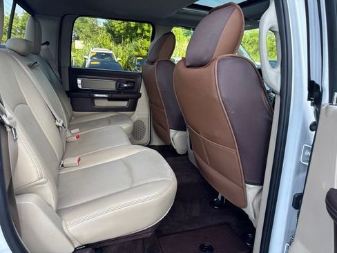 Used 2015 RAM 1500 Laramie w/ Convenience Group AWD/4WD image 23