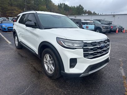 Used 2025 Ford Explorer Active